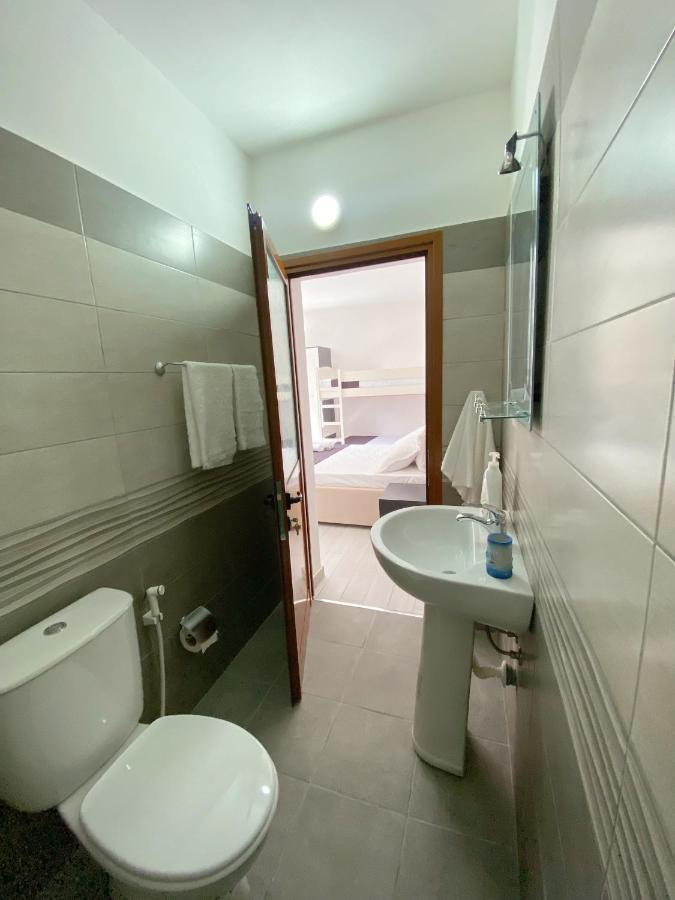Sunny Guest House Vlore Exterior photo